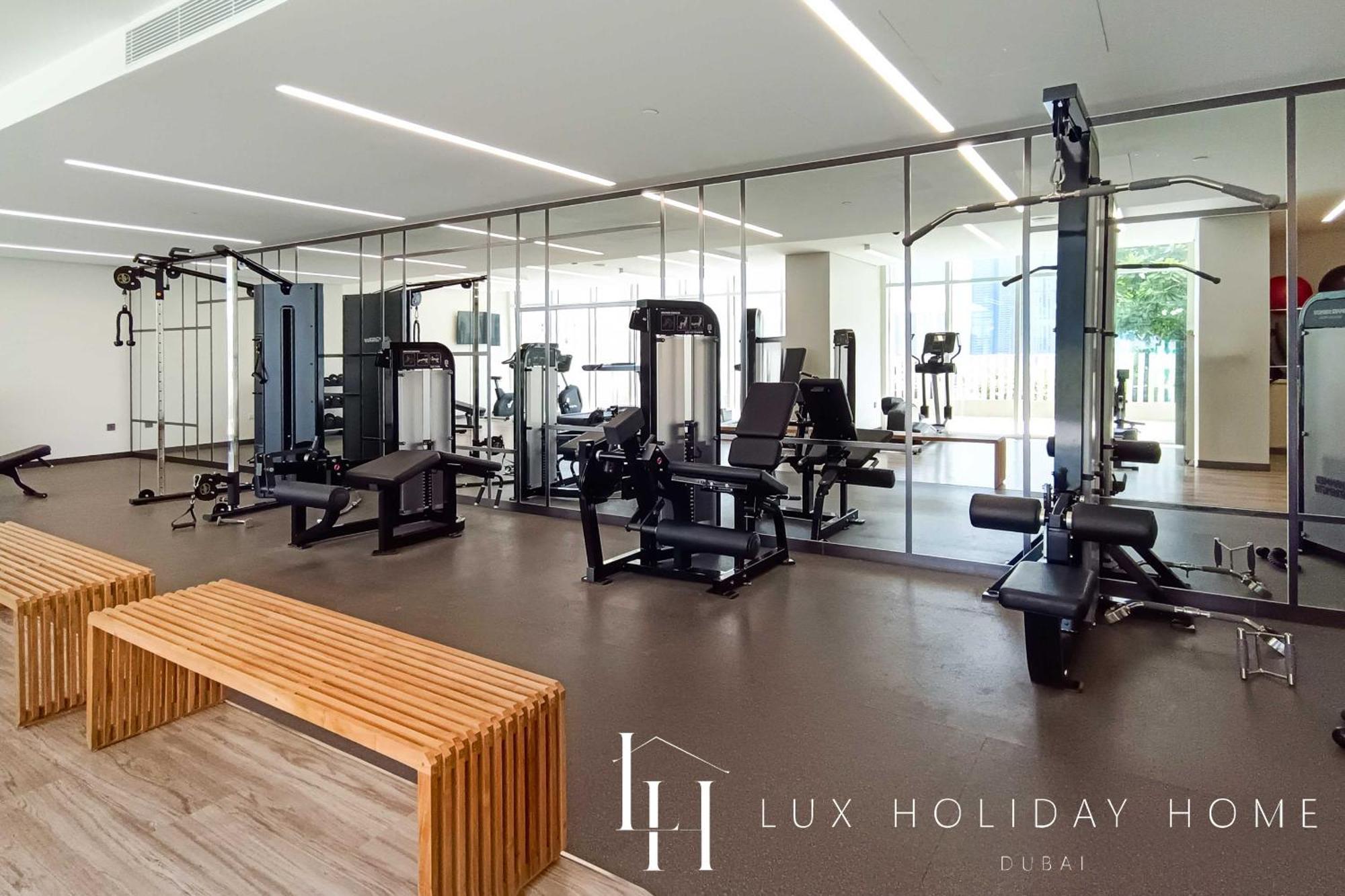 Lux The Ultra Luxury Palm Eye View *